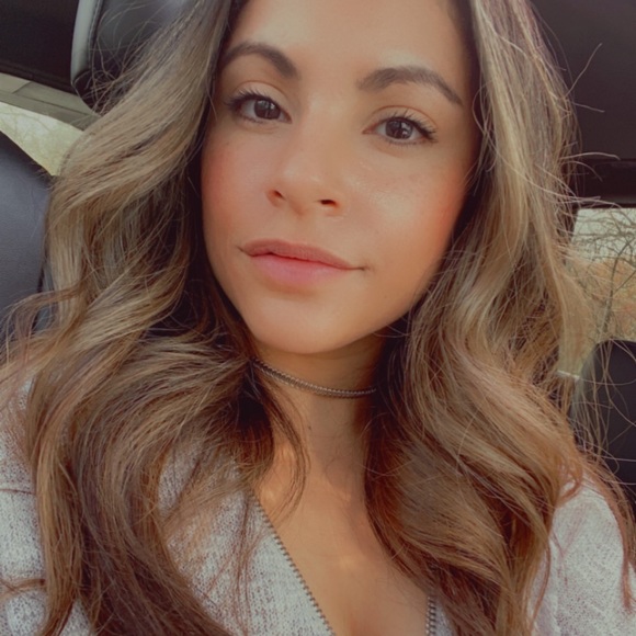 ✨M E E T. M E!👋🏽👋🏽 - Picture 1 of 16